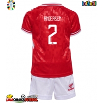 Camisa de Futebol Dinamarca Joachim Andersen #2 Equipamento Principal Infantil Europeu 2024 Manga Curta (+ Calças curtas)